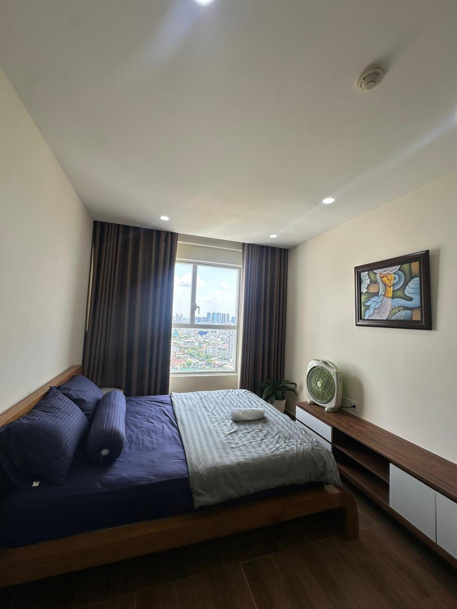 Ho View Dep Quan 7 Apartment *